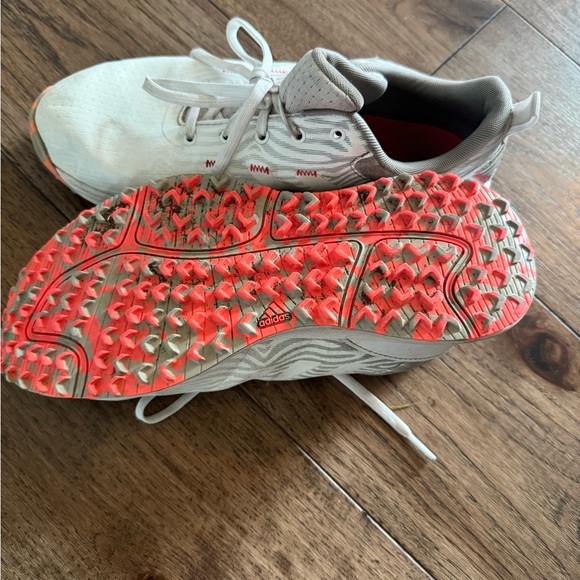 Women’s Adidas S2G Spikeless Golf Shoes - Picture 2 of 2